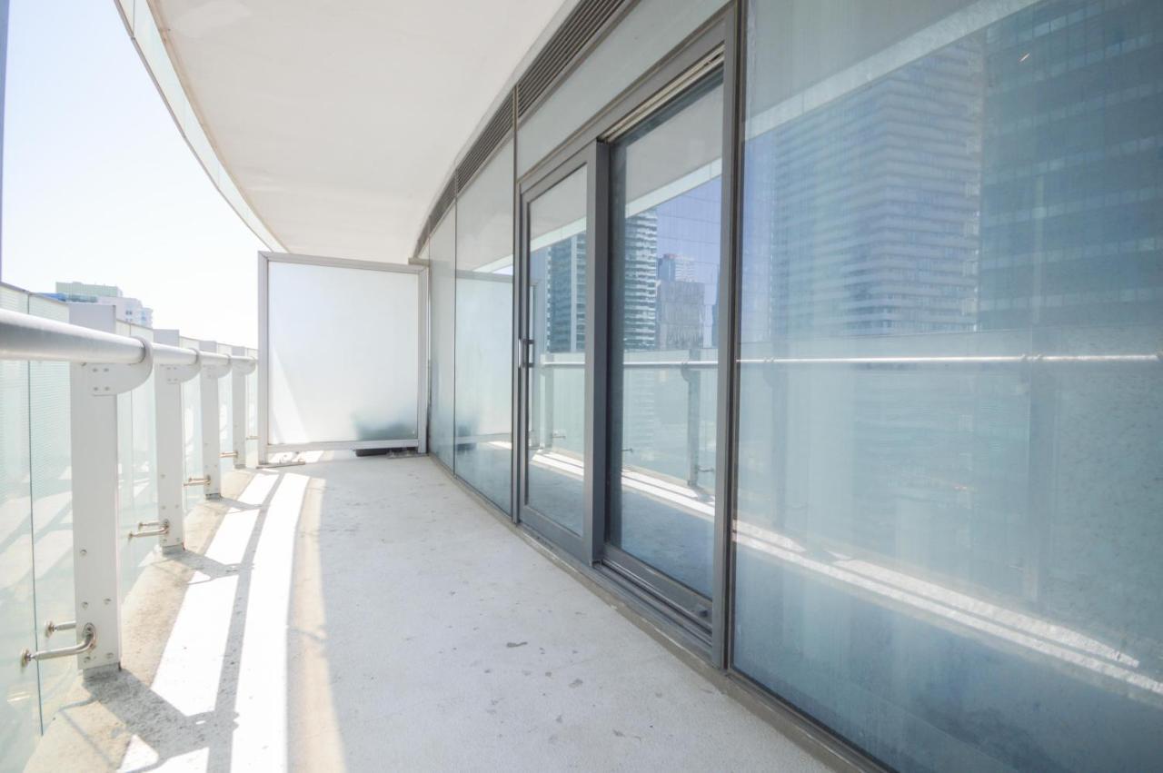 Downtown Toronto Condo Near Cn Tower, Mtcc, Rogers Center , Union Station Exterior foto