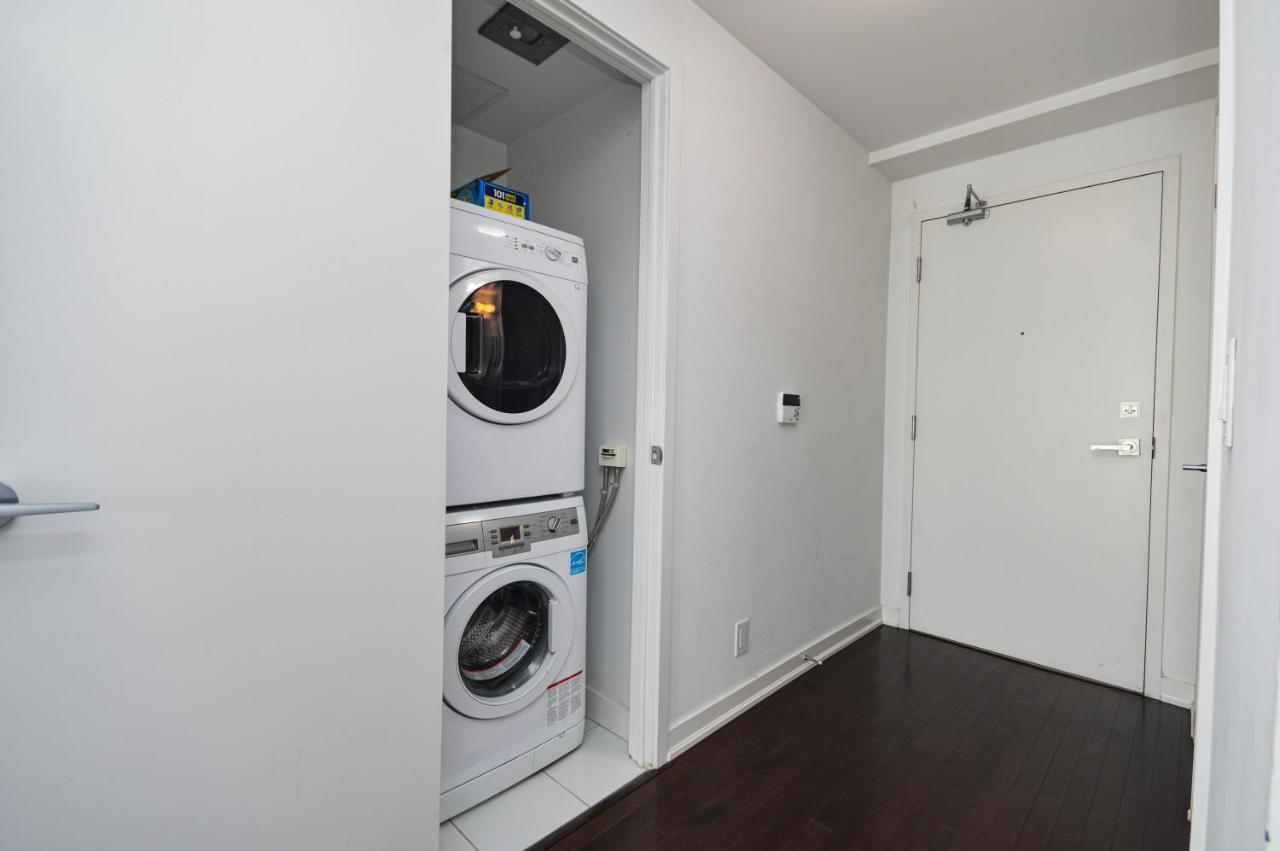 Downtown Toronto Condo Near Cn Tower, Mtcc, Rogers Center , Union Station Exterior foto