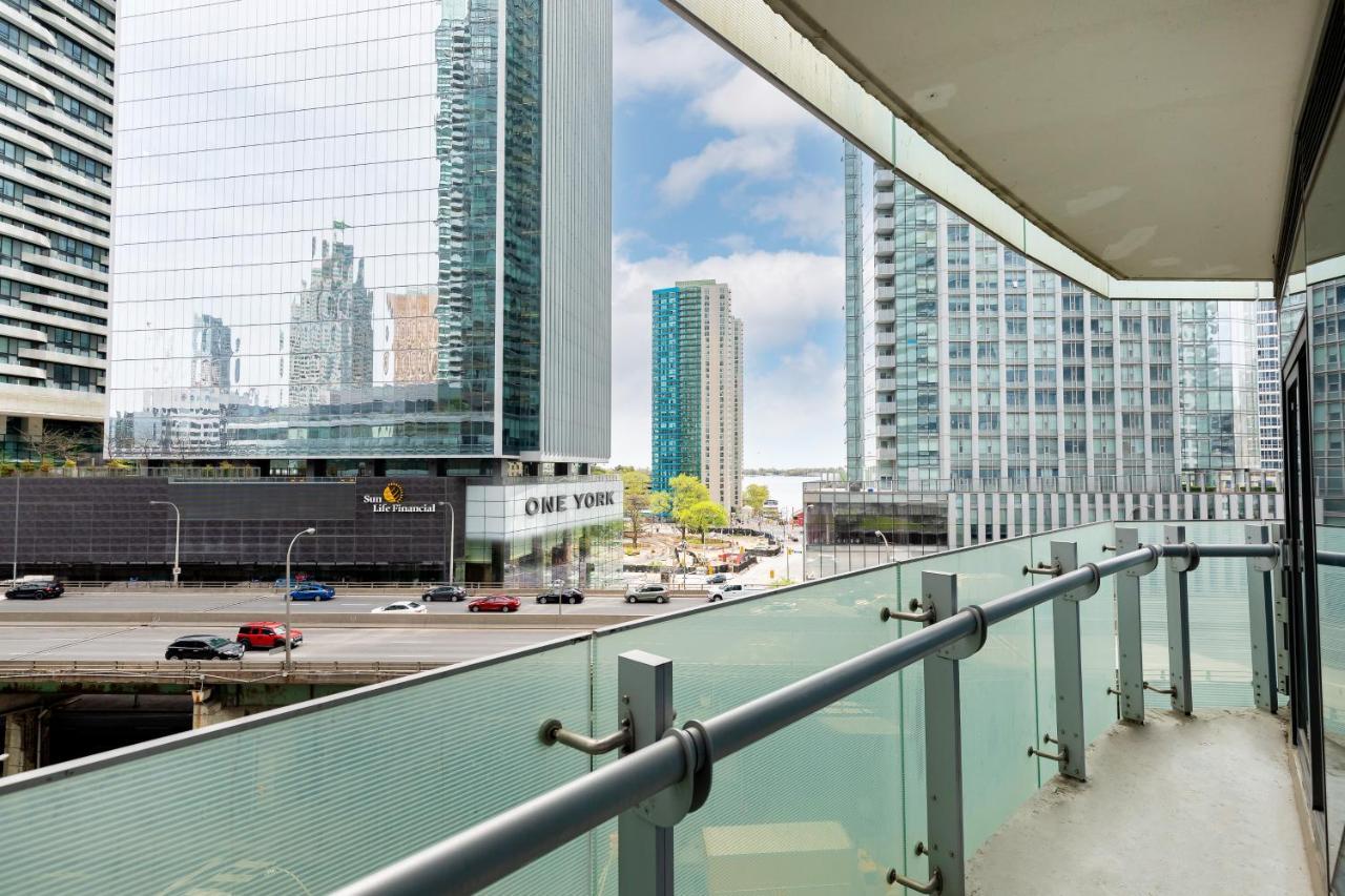 Downtown Toronto Condo Near Cn Tower, Mtcc, Rogers Center , Union Station Exterior foto