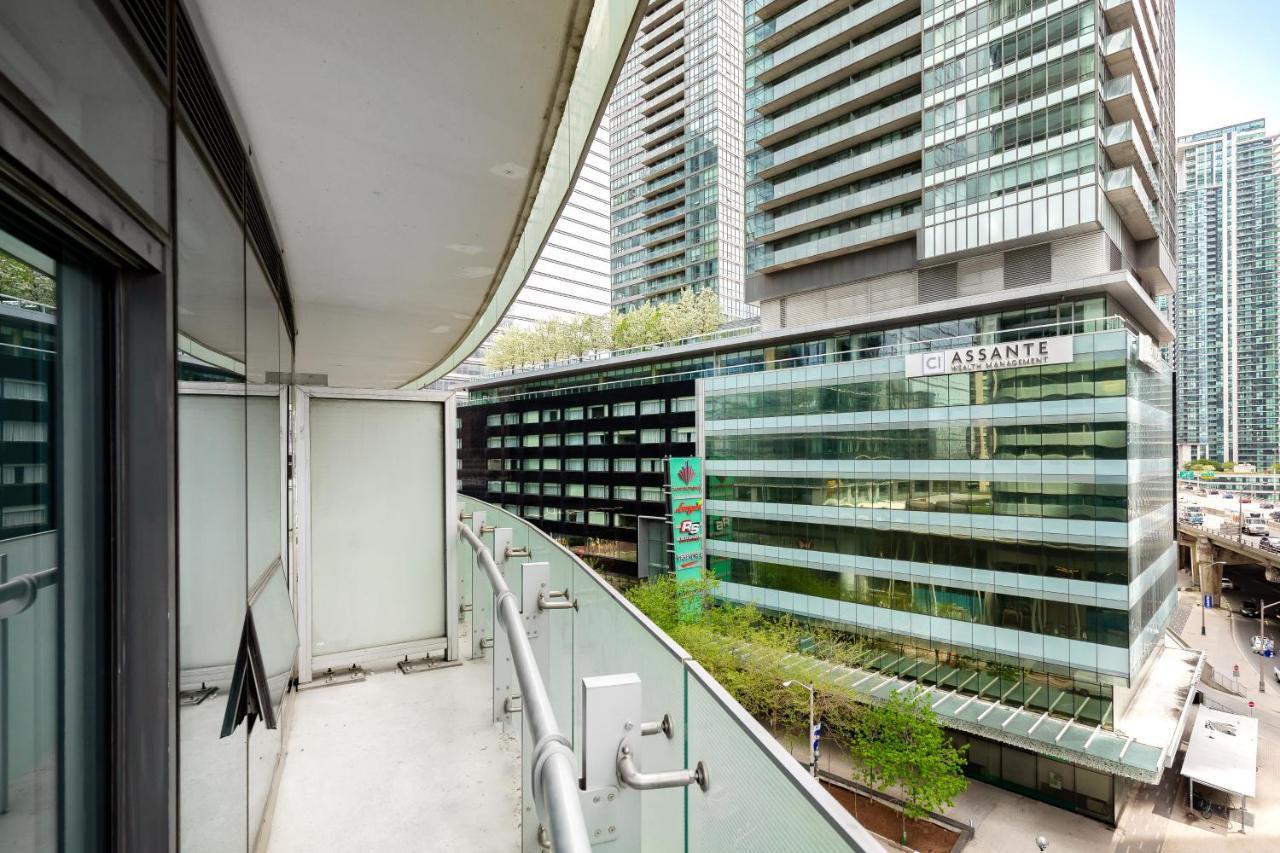 Downtown Toronto Condo Near Cn Tower, Mtcc, Rogers Center , Union Station Exterior foto