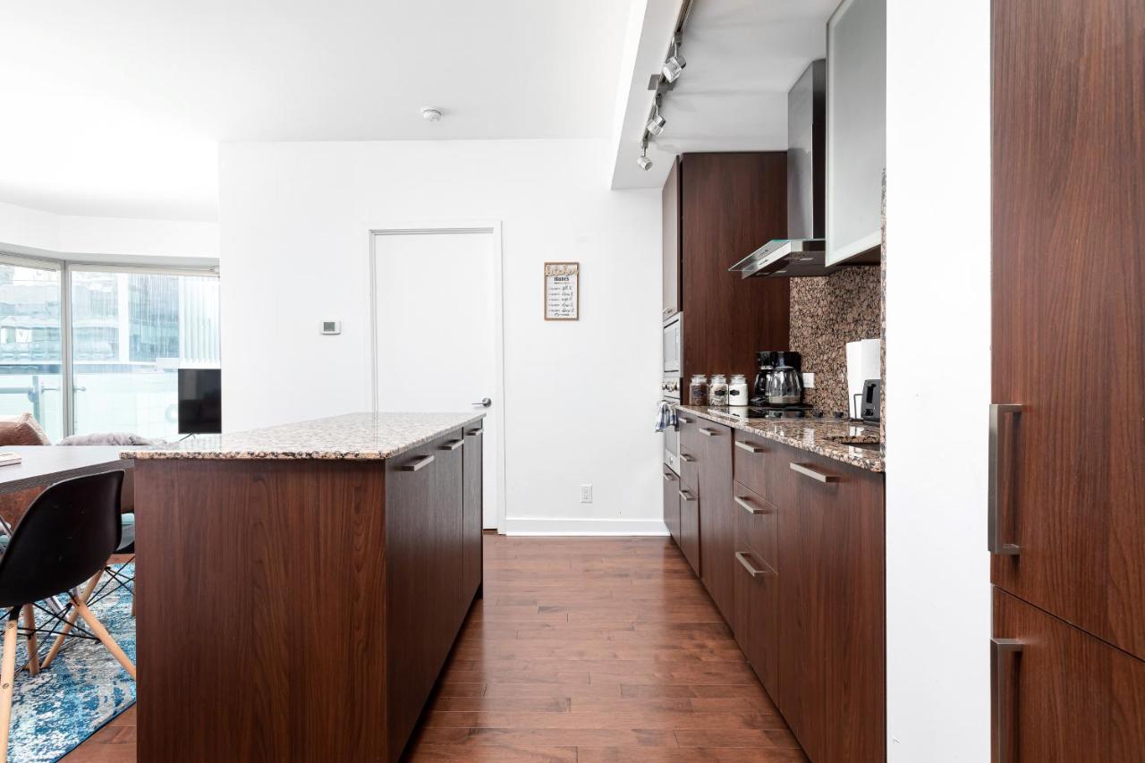Downtown Toronto Condo Near Cn Tower, Mtcc, Rogers Center , Union Station Exterior foto